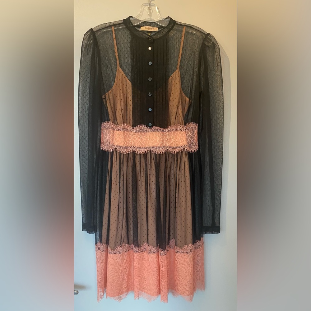 Beautiful couture dress by twinset - lace